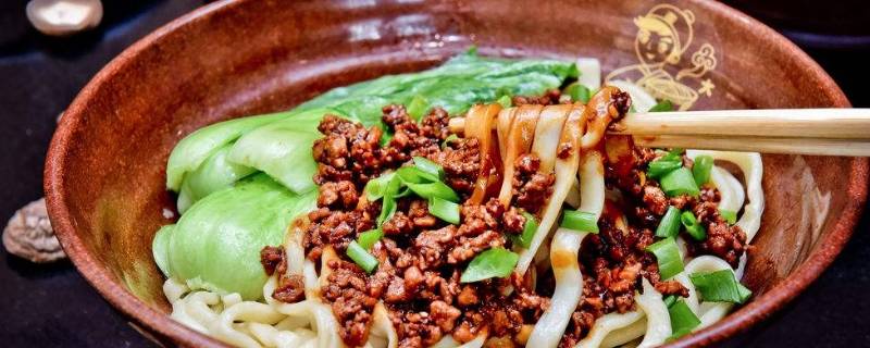 做杂酱面的制作方法（做杂酱面的制作方法作文）