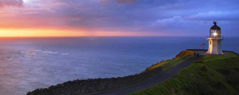 灯塔的美好寓意（灯塔的美好寓意是什么）