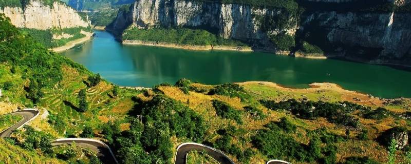 百里画廊之美誉的城市是 佛国仙都百里画廊之美誉的城市是