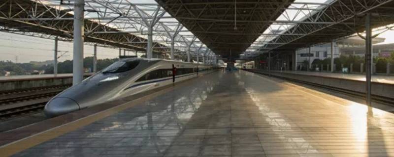 岳阳东站是高铁站吗（岳阳东高铁站在哪里）