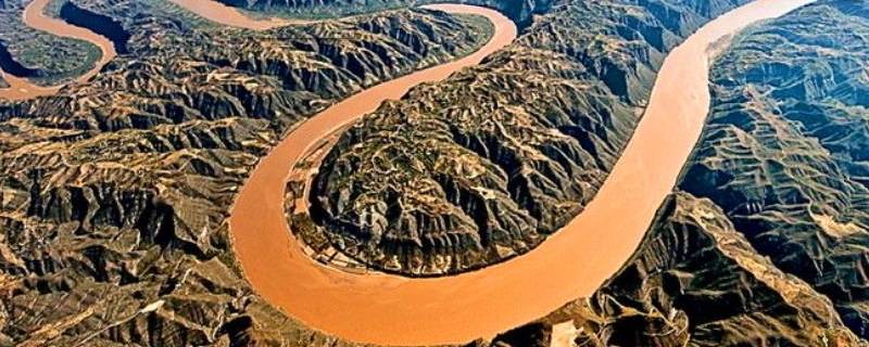 黄河的发源地和入海口 黄河的发源地和入海口。在地图上指出黄河流经哪些省?