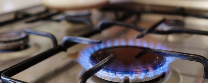 闻到煤气味道后应立刻怎么做 闻到煤气味道后应立刻怎么做引起火灾