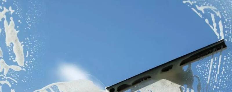 怎样擦玻璃又快又干净又没水印 怎样擦玻璃又快又干净又没水印图片