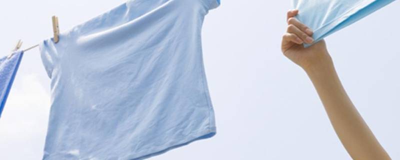 衣服隔年黄渍小妙招（怎样能去掉衣服上时间久了的黄渍）
