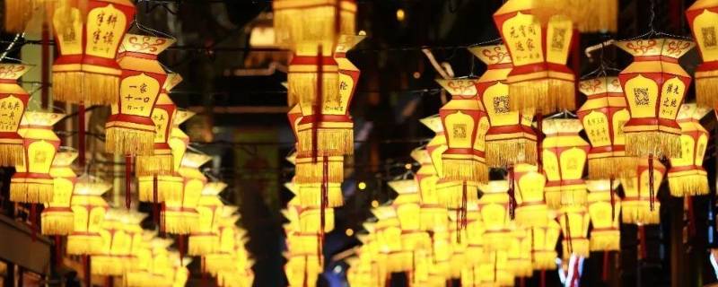 灯会的由来（南京秦淮灯会的由来）