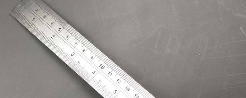 尺子用什么材料做成的（尺子用什么材料做成的最好）
