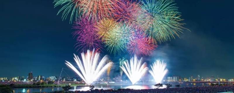 放烟花的由来 元宵节放烟花的由来