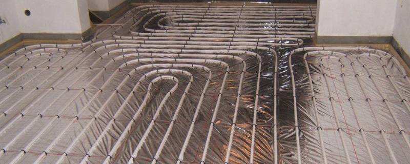 地热放气是放进水还是回水 地热放气是放进水还是回水管