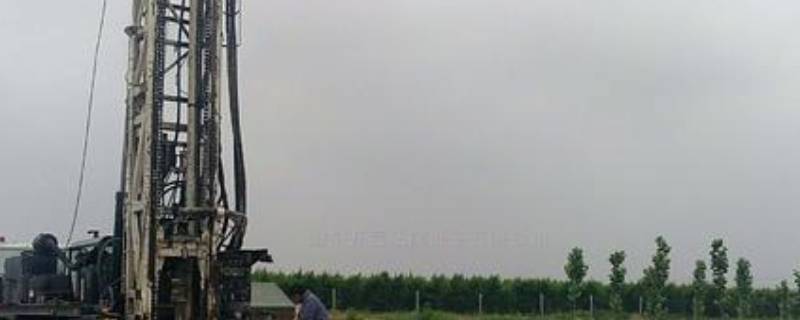 地热井取暖是什么原理（热水井供暖原理）