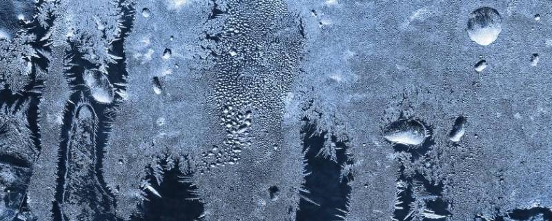 冬天的霜是怎么形成的 霜是冬天的吗