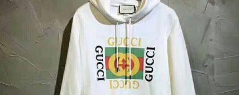 卫衣的绳子怎么装回去（怎么把卫衣的绳子弄回去）