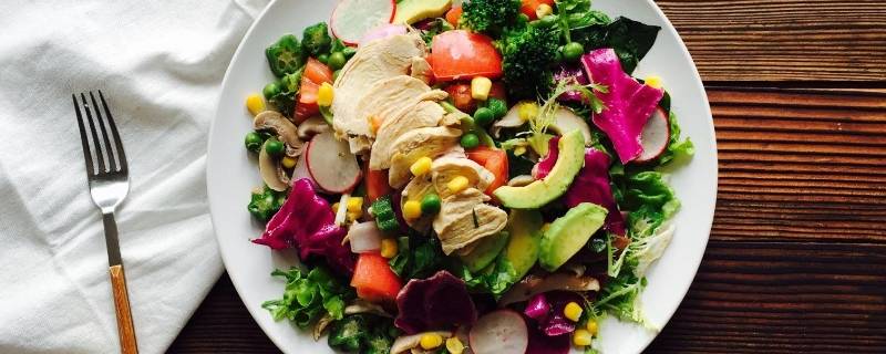 蔬菜沙拉可以放哪些蔬菜 蔬菜沙拉可以放哪些蔬菜呢