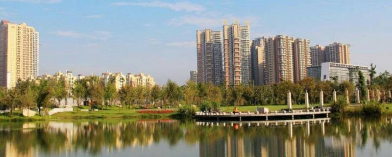 成都郫县离成都市区有多远（郫县离成都远不远）