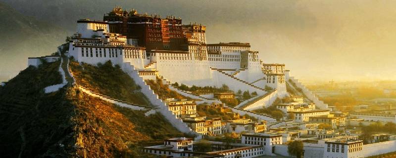 布达拉是什么意思 草原布达拉是什么意思