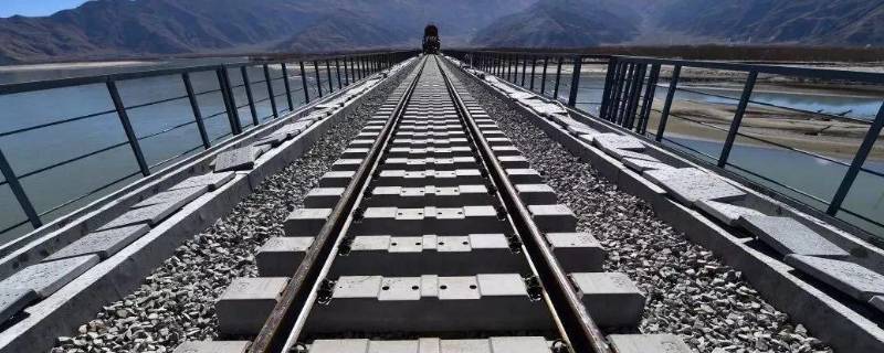 中国铁路总里程（中国铁路总里程多少公里2022）