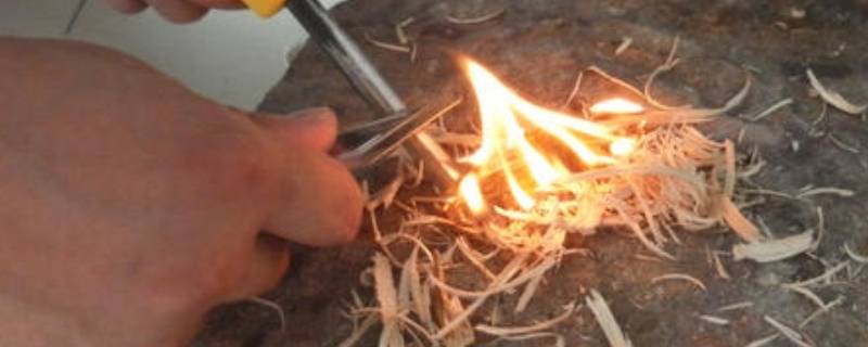 野外取火的方式有哪些（野外取火的方式有哪些?）