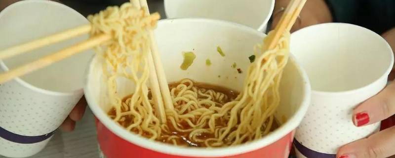 泡面桶能放微波炉吗 泡面桶能放微波炉吗