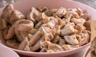 怎样清洗猪小肠子又快又干净（怎样清洗猪小肠子又快又干净视频）