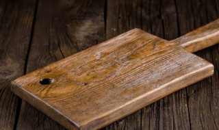 砧板涂油之后怎样清洗干净 砧板怎么涂油