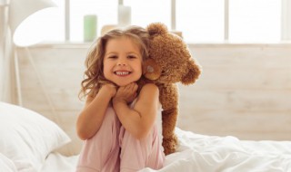 泡在水里长大的膨胀玩具原理（泡在水里变大的玩具）