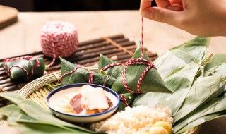 包粽子的叶子叫什么叶（包粽子的那个叶子叫什么叶）