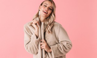 棉服外套长度到哪里合适 棉服外套长度到哪里合适穿