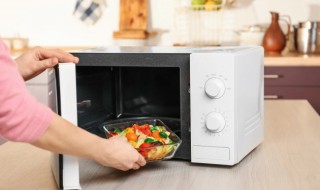 微波炉里面能放塑料吗 微波炉里面能放塑料吗安全吗