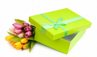 七七送老婆什么好（七夕送老婆什么礼物好）