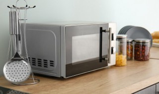 微波炉可以放纸盒加热吗 微波炉里面可以放纸盒加热吗