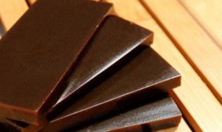 阿胶的原料是什么（阿胶的原料是什么样的）