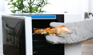 微波炉怎么设置时间（微波炉怎么设置时间和温度）