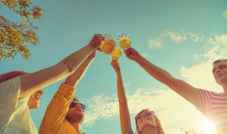 啤酒能放冰箱冷藏吗（啤酒能放冰箱冷藏吗多少度）