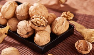 核桃仁可以放冰箱吗（核桃仁可以放冰箱吗多久）