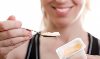 酸奶放冰箱冷冻吗 酸奶能冻冰箱吗