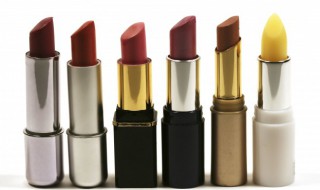 化妆品可以放冰箱冷藏吗（化妆品可以放冰箱保鲜吗）