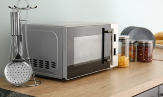 微波炉冰箱能放一起吗 微波炉跟冰箱能放一起吗