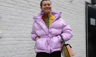 羽绒服薄一点好还是厚一点好（羽绒服是不是越薄越好）