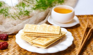 食用苏打和小苏打有什么区别（食用苏打和小苏打有什么区别呢）