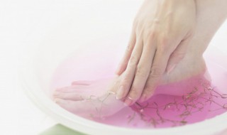 小苏打泡脚有什么好处 小苏打可以泡脚有什么好处