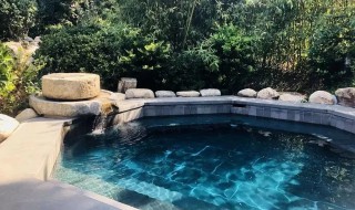 温泉多长时间泡一次合适（泡温泉多长时间泡一次最好）