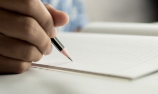 壁布脏了如何清洗（壁布弄脏了怎么清洗）