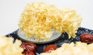 银耳泡多长时间（银耳泡多长时间有毒）