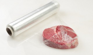 食物放冰箱要用保鲜膜吗 冰箱里的食物需要保鲜膜吗