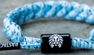 小狮子手链脏了怎么洗（小狮子手链脏了怎么洗掉）