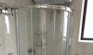 淋雨房玻璃脏了怎么办 淋雨房玻璃脏了怎么办视频