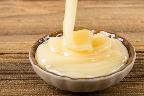 枇杷蜜的功效与作用（枇杷蜜的功效与作用及禁忌人群）